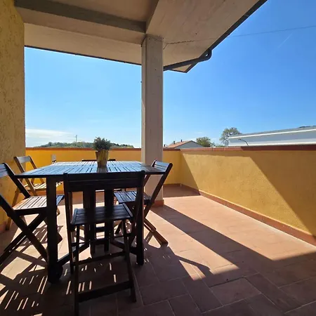 Апартаменты Manciano Holiday Apartments