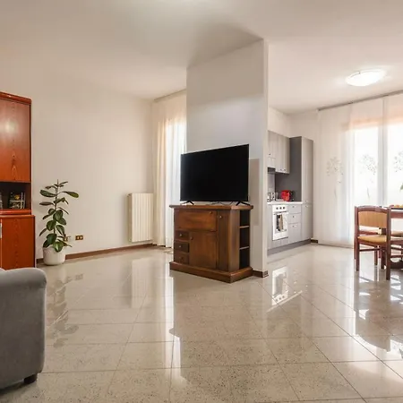 Manciano Holiday Apartments *