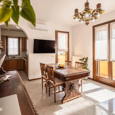 Manciano Holiday Apartments Апартаменты *